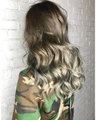 ロング カラー welring hair salonのヘアスタイル