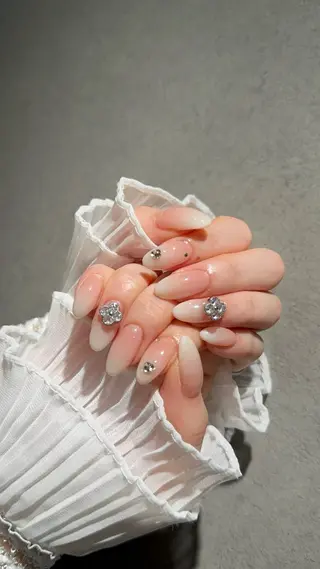 ネイル I-nailロング /ワンホン/キラキラのネイルデザイン
