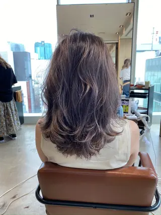 カラー 顔まわりの神様✨ 透明感カラー藤嶋秀幸のヘアスタイル