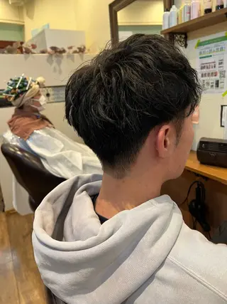 メンズ PINOT梅田 MOKAのヘアスタイル