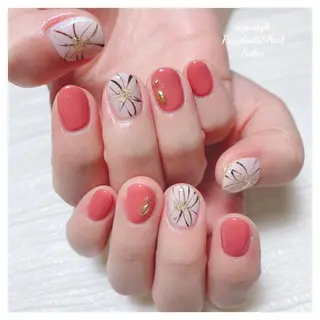 ミディアム ネイル 🐾enen style 🐾のネイルデザイン