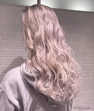 カラー ロング mao/天神ブリーチ ハイトーンカラーのヘアスタイル