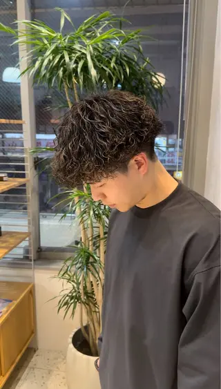パーマ メンズ ハマベ イクト FLORENのヘアスタイル