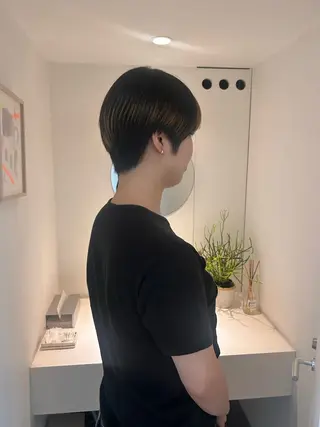 ショート カラー かがやしづ ⭐️ベージュのヘアスタイル