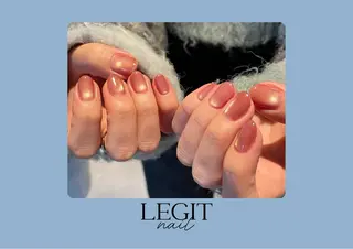 ネイル LEGIT nail AKARIのネイルデザイン