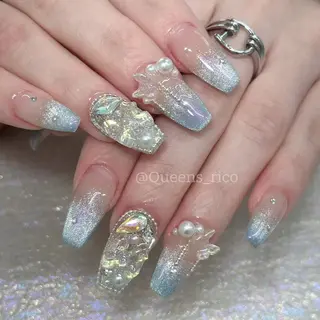 ネイル Queens テイのネイルデザイン