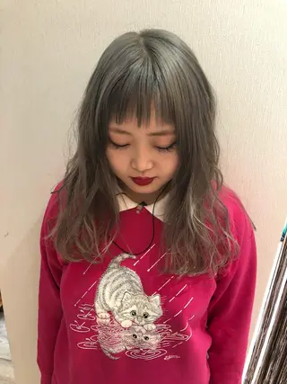 セミロング カラー 白井 つづりのヘアスタイル