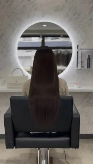 ロング ララモアナ naru.のヘアスタイル