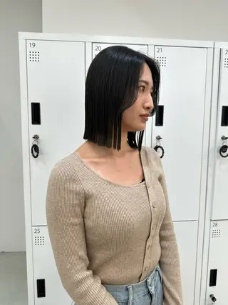 ショート レイヤーカット 瑠輝のヘアスタイル