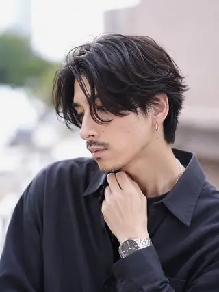 ミディアム メンズ 羽佐間 百恵のヘアスタイル