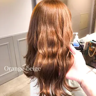 ロング カラー ハイトーン×レイヤー カットTAKUMIのヘアスタイル