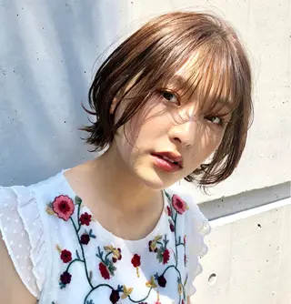 ショート カラー パーマ KONOMI スタイリストのヘアスタイル