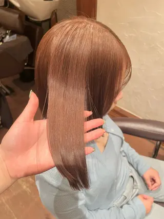 ミディアム カラー ブリーチカラー🤍 ききのヘアスタイル