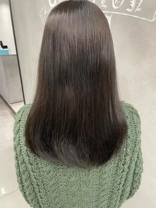 セミロング 縮毛矯正・髪質改善 特化 出納 直起のヘアスタイル