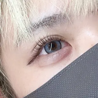 マツエク・マツパ 🫧 Y♡veil🫧のネイルデザイン