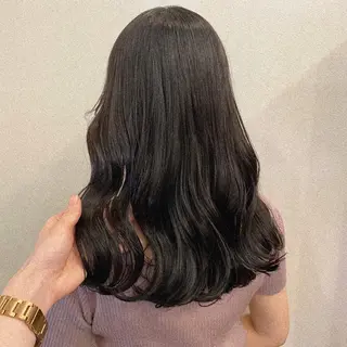 カラー 依咲 isakiのヘアスタイル