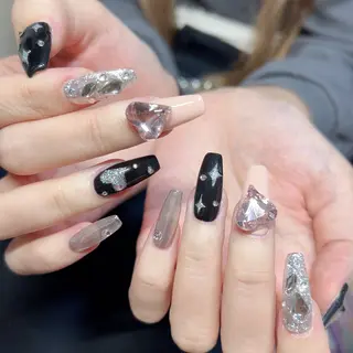 ネイル 🎀M nails✨ ビューティーのネイルデザイン
