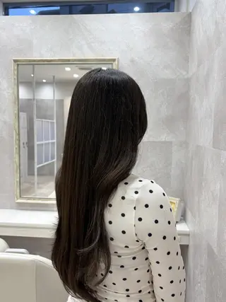 ミディアム 韓国ヘアケアブリーチ 莉奈のヘアスタイル