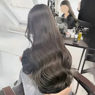 ロング カラー ROIS 渋谷のヘアスタイル