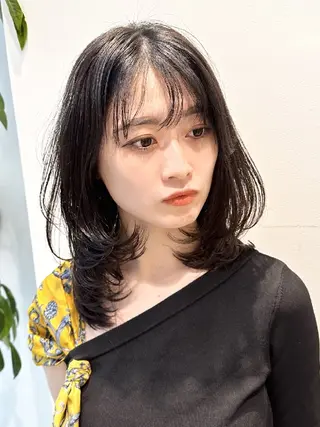 セミロング 💜艶髪カラー💜 🎶富川美希🎶のヘアスタイル