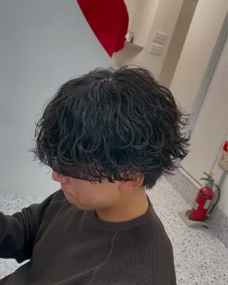 ショート カラー パーマ メンズ特化/ツイスパ /波巻き/松本真生のヘアスタイル