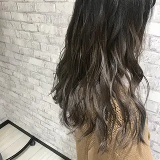 セミロング カラー Oopsレイヤー 加藤澄都のヘアスタイル