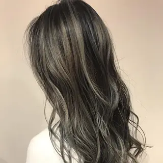 セミロング カラー 髪質改善カラー韓国風 レイヤーtudaのヘアスタイル