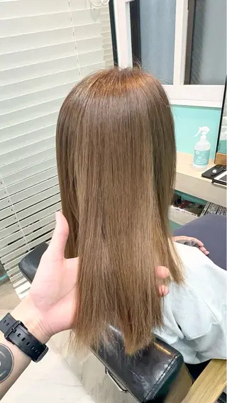 セミロング カラー 柳井 健太のヘアスタイル