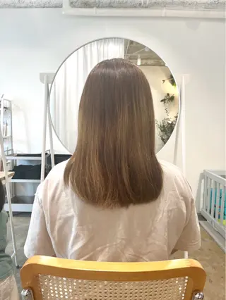 ミディアム カラー 南雲 美紀のヘアスタイル
