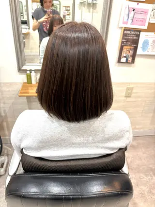 ミディアム カラー 堀川 希歩のヘアスタイル