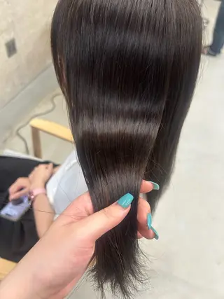ロング SiLO Yukinaのヘアスタイル