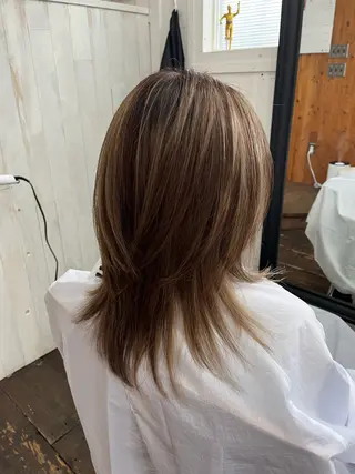 セミロング 紙屋 隼人のヘアスタイル