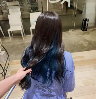 カラー 安江 萌のヘアスタイル