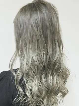 セミロング カラー 髪質改善カラー韓国風 レイヤーtudaのヘアスタイル