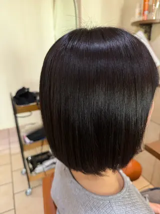 ショート カラー 井上 琉菜のヘアスタイル