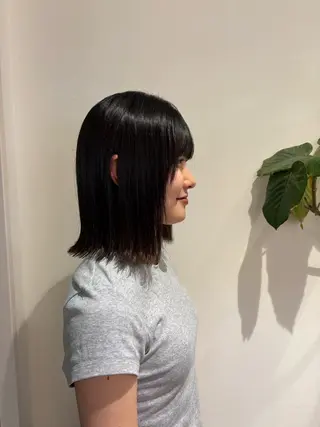 ミディアム 佃 風子のヘアスタイル