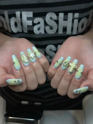 ネイル Julli NailStudioのネイルデザイン