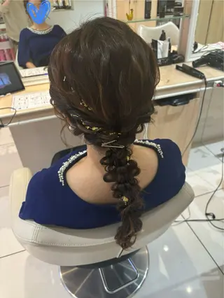 ロング ヘアアレンジ 宮永 璃沙のヘアスタイル