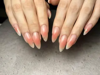 ネイル pas á pas 🩵💛minoriのネイルデザイン