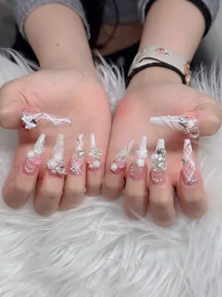 ネイル Lenie Shinokuboのネイルデザイン