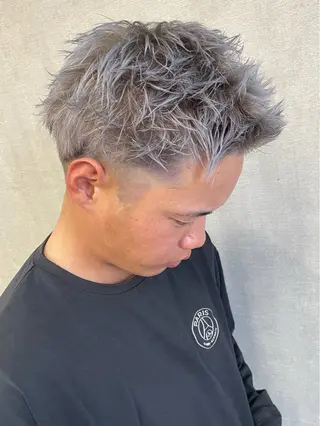 ショート カラー 大島 渓翔のヘアスタイル