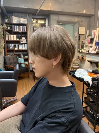 ショート カラー 🎗️かとう しほ🎗️のヘアスタイル