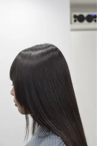 ロング Shiro RENのヘアスタイル