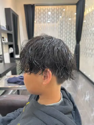 パーマ メンズ ナチュラルヘア 神田一瑳のヘアスタイル