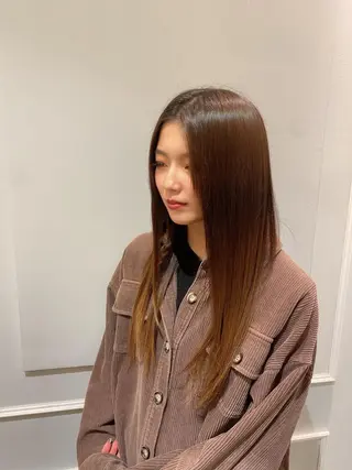 ロング 美髪矯正透明感カラー 江川 和輝のヘアスタイル