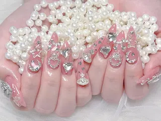 ネイル リリ 奈🎀のネイルデザイン