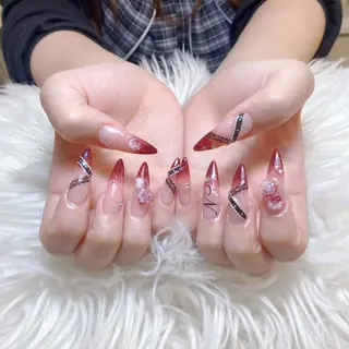 ネイル Anh ゴテゴテネイルのネイルデザイン