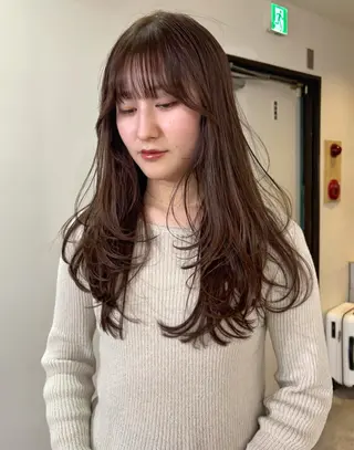 ロング カラー mizuki/ピンク ベージュ.レイヤーのヘアスタイル