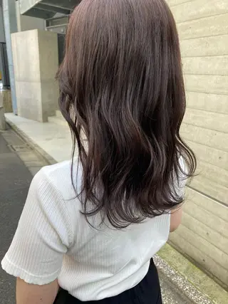 ミディアム ✨色持ちの良い艶 カラー✨蟹江真世のヘアスタイル