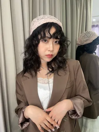 セミロング 栄/レイヤーカット/ ベージュカラー/モモのヘアスタイル